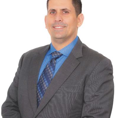 Dr Roberto Valledor